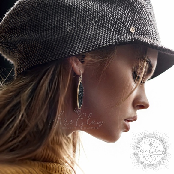 Teardrop / Marquise Shape Black Druzy Earrings - Picture 2 of 8